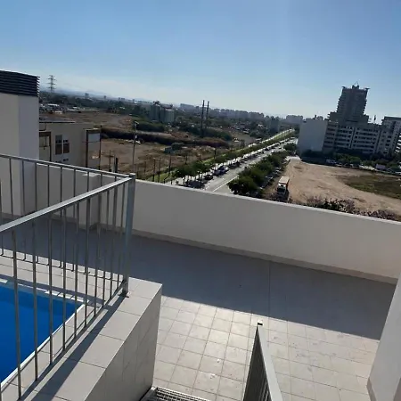 Piso Moreras 公寓